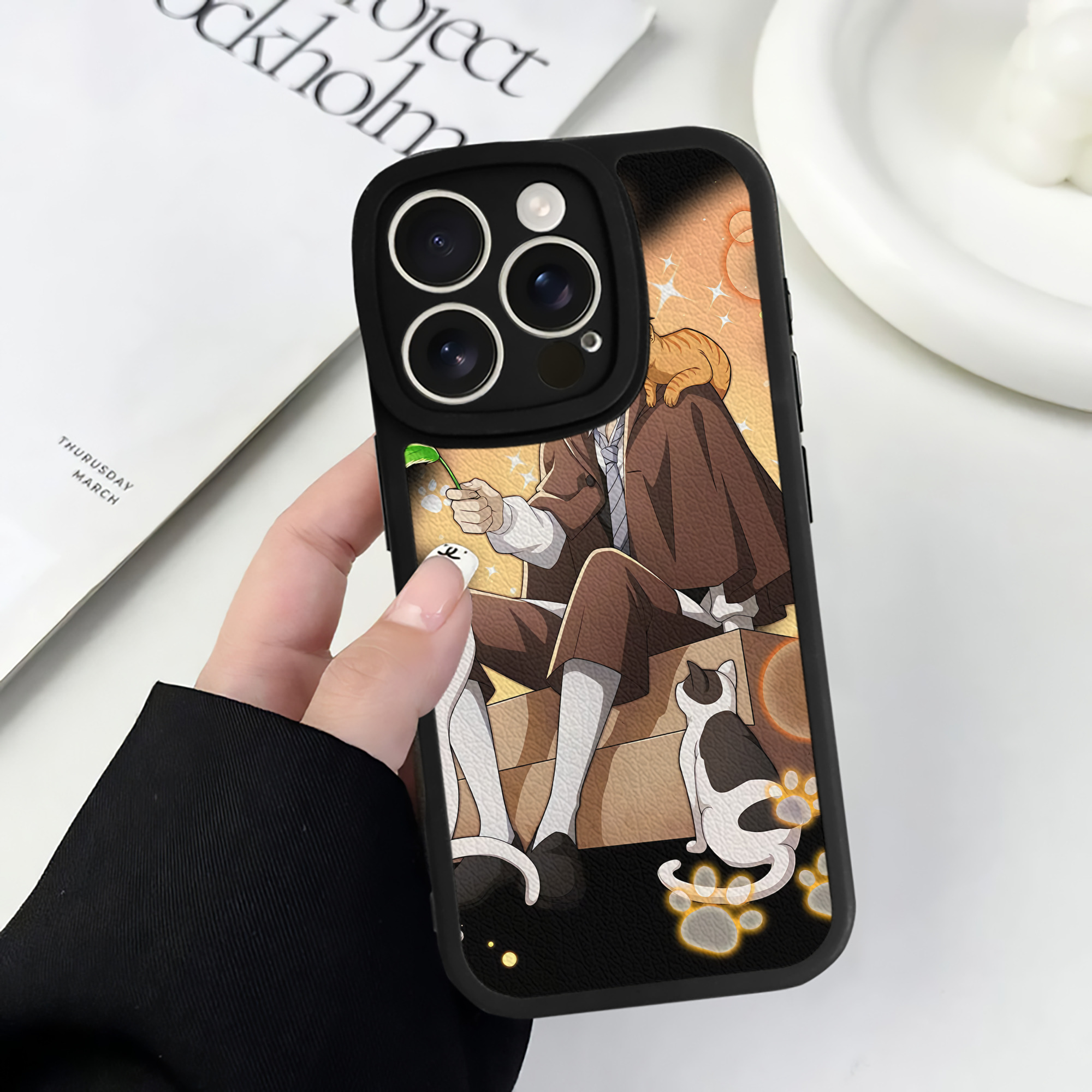 （画像用） 文豪ストレイドッグス Bungo Stray Dogs 【iPhone 16シリーズ対応】シリコンスマホケース（レザー調） 材質：シリコン